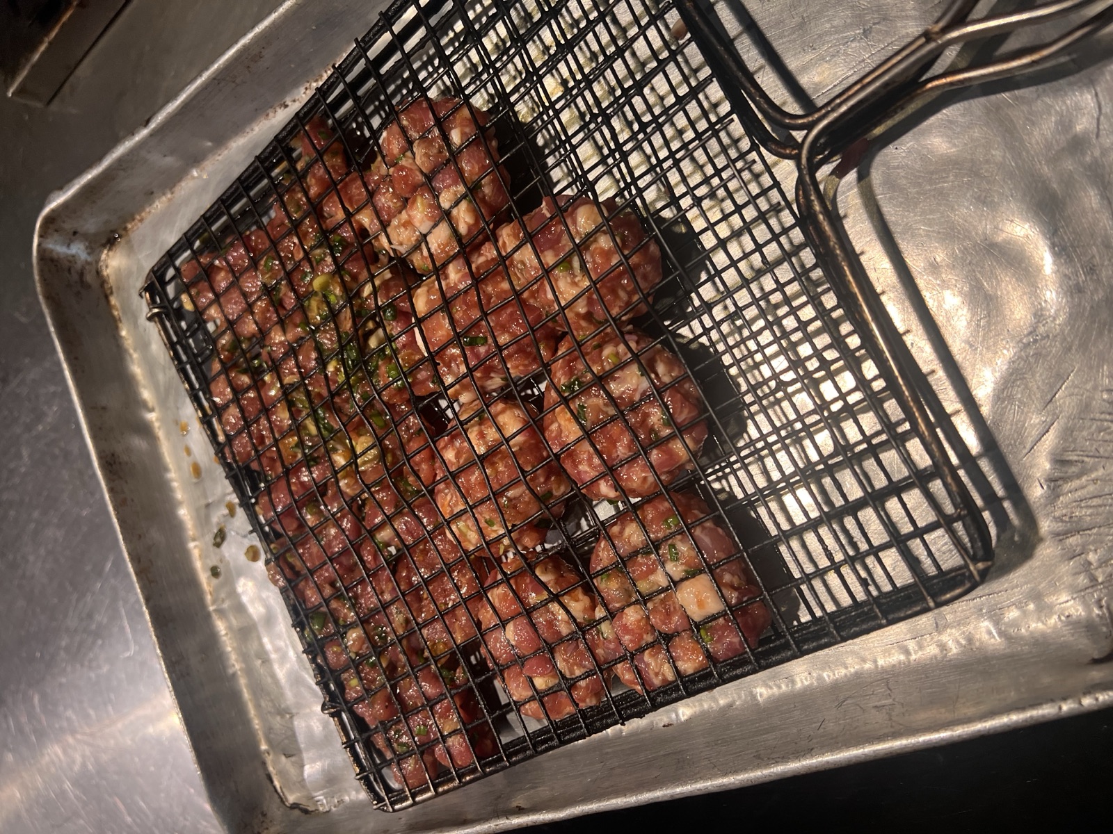 Frying fresh spring rolls